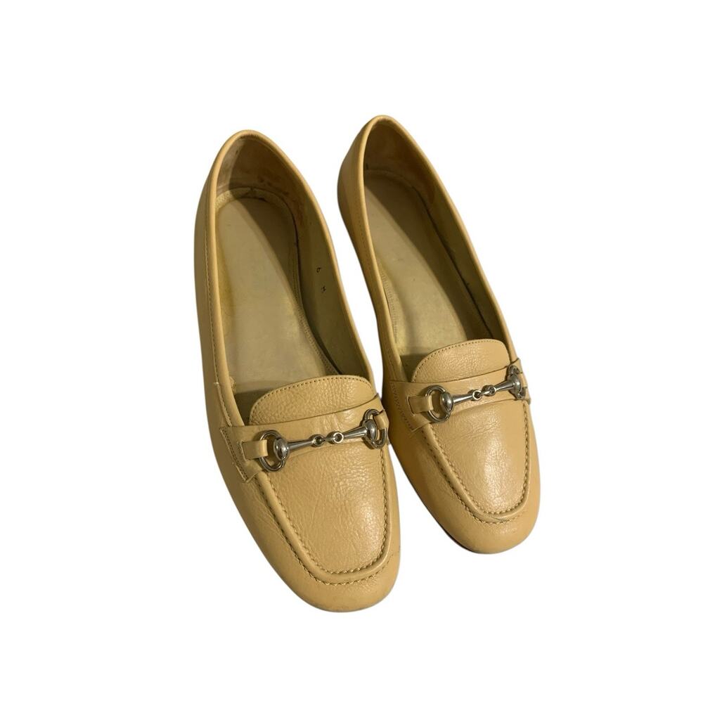 Women's Talbots Beige Genuine Leather Slide On Flat Shoes 6 M Made In Spain.